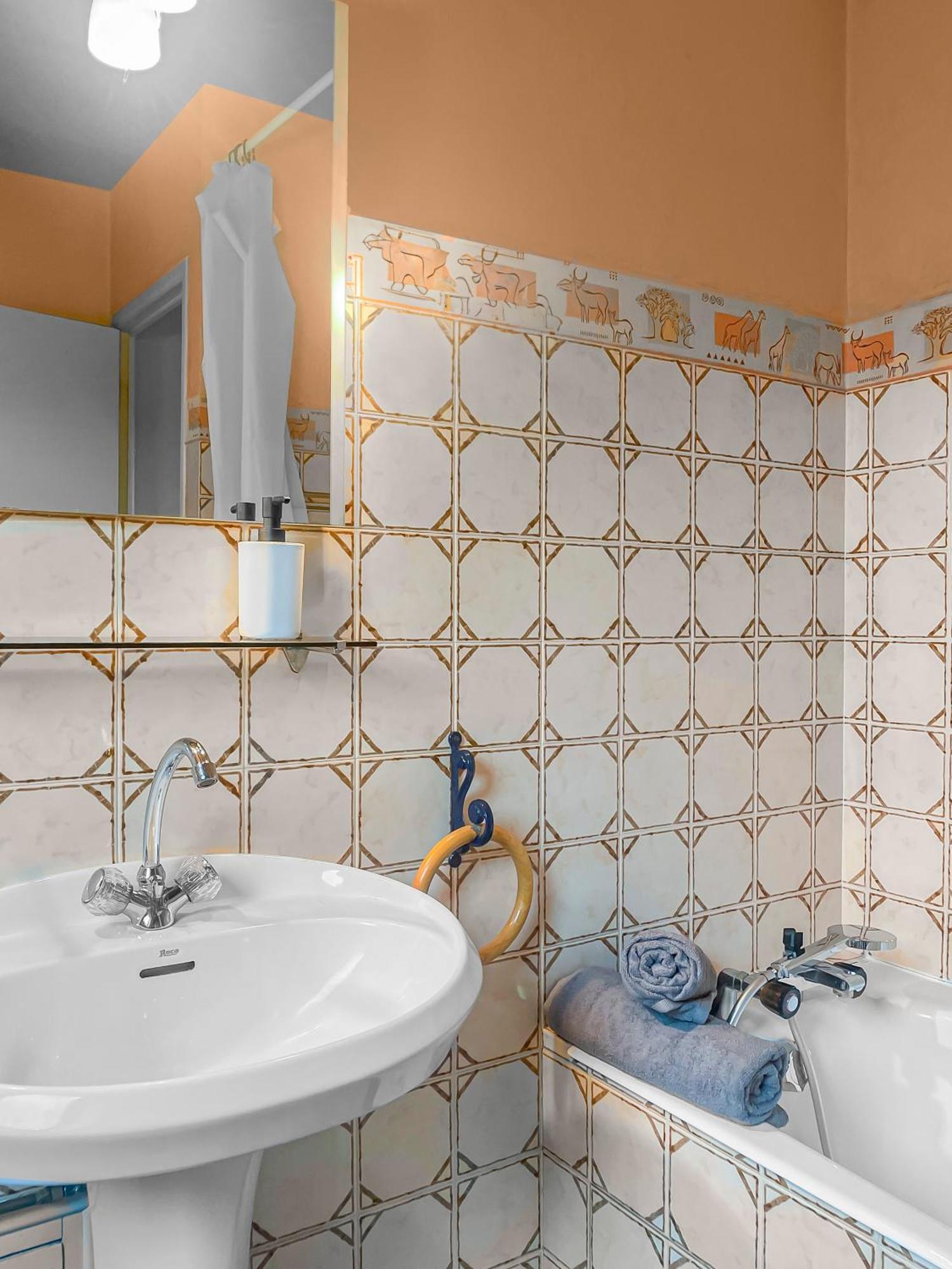 Pied-A-Terre A Montlucon Apartman Kültér fotó